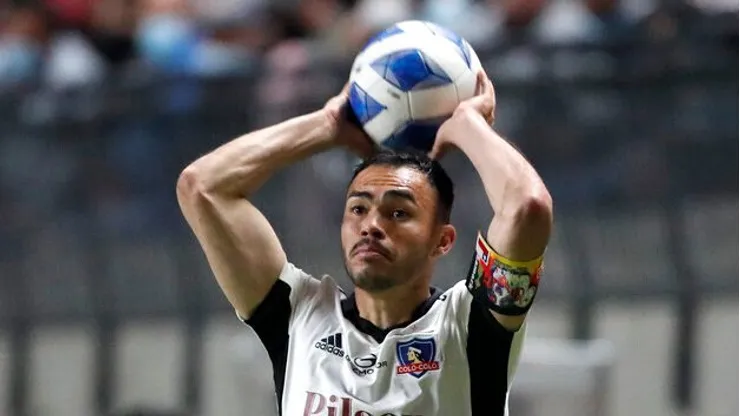 Suazo reveló radical decisión que tomó en Colo Colo.