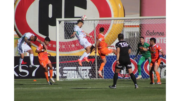 Cobreloa cayó por 3-2 ante Cobresal en el estadio El Cobre. (Foto: Photosport)