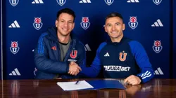 Charles Aránguiz firmó esta tarde como nuevo refuerzo de Universidad de Chile