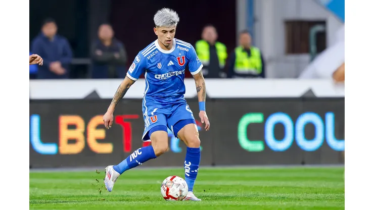 Crack ochentero de la U se rinde ante Maximiliano Guerrero