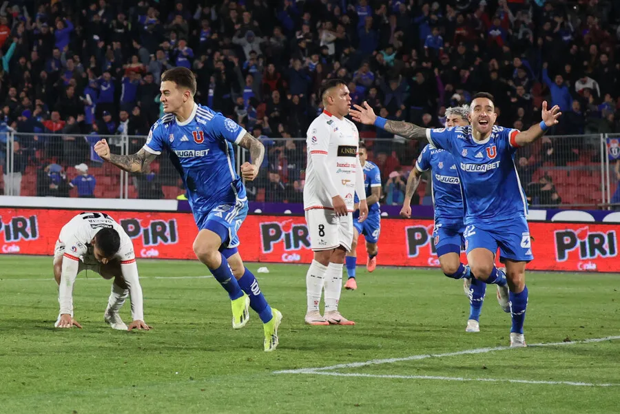 La U ganó en el cierre del partido | Foto: Photosport