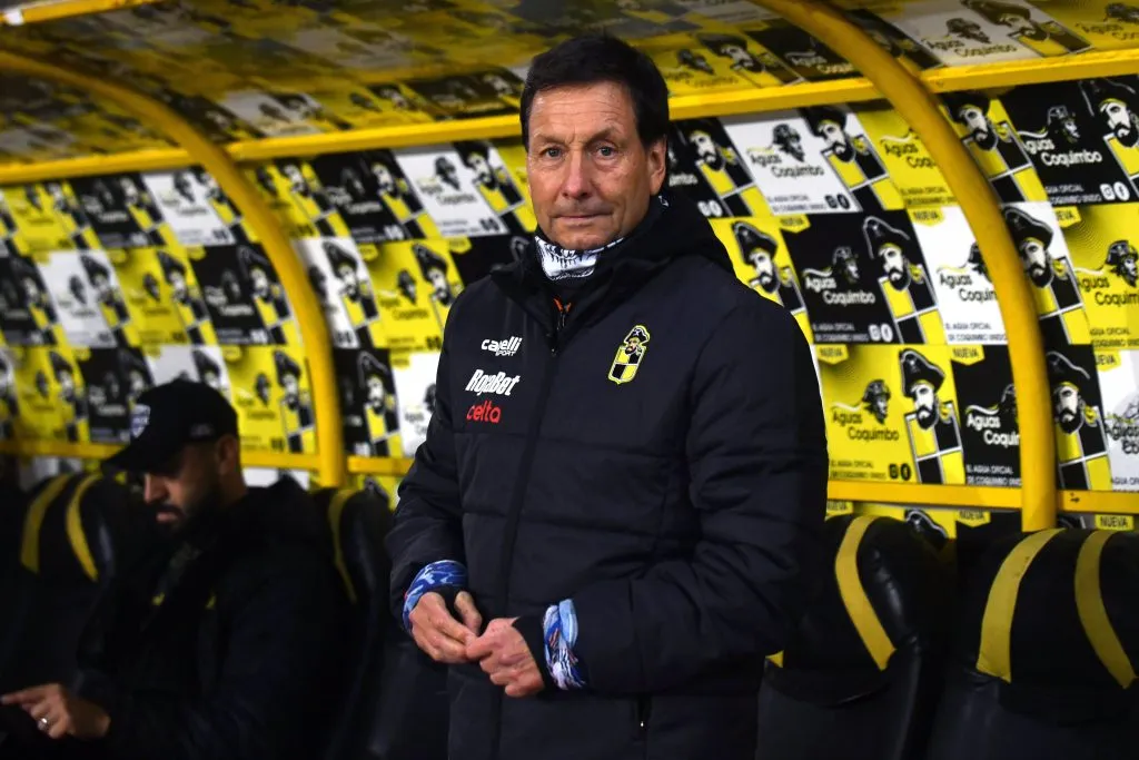 Fernando Díaz quedó molesto con el arbitraje  (Foto: Photosport)