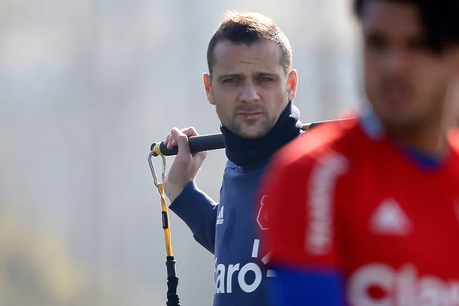 Guillermo Marino formará parte del cuerpo técnico de Beccacece. | Foto: Photosport