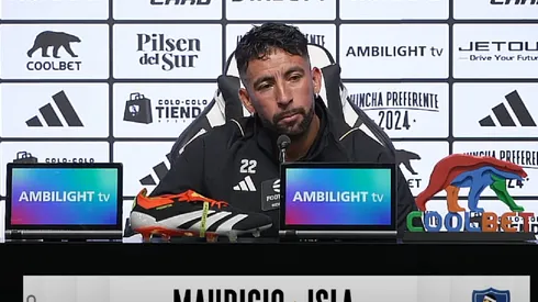 Mauricio Isla en su primera conferencia en Colo Colo
