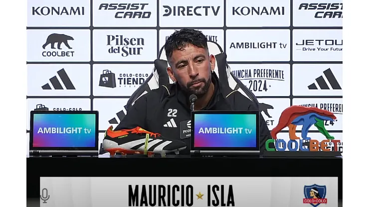 Mauricio Isla en su primera conferencia en Colo Colo