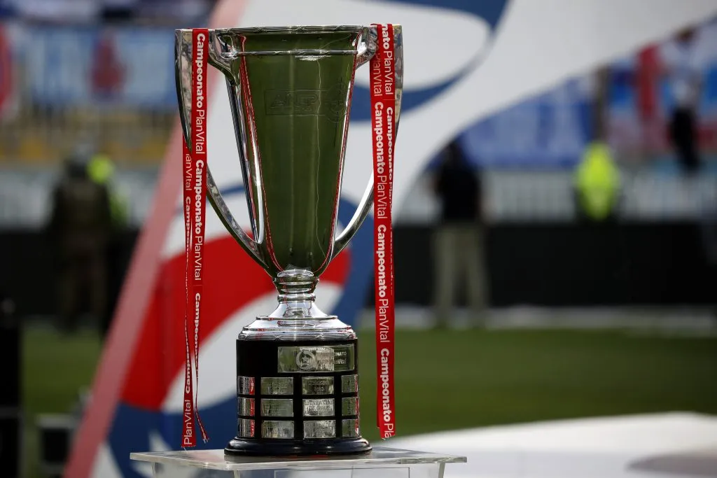 Colo Colo y Universidad de Chile son los principales candidatos para quedarse con el “Huemul de Plata”. (Foto: Andrés Pina/Photosport)