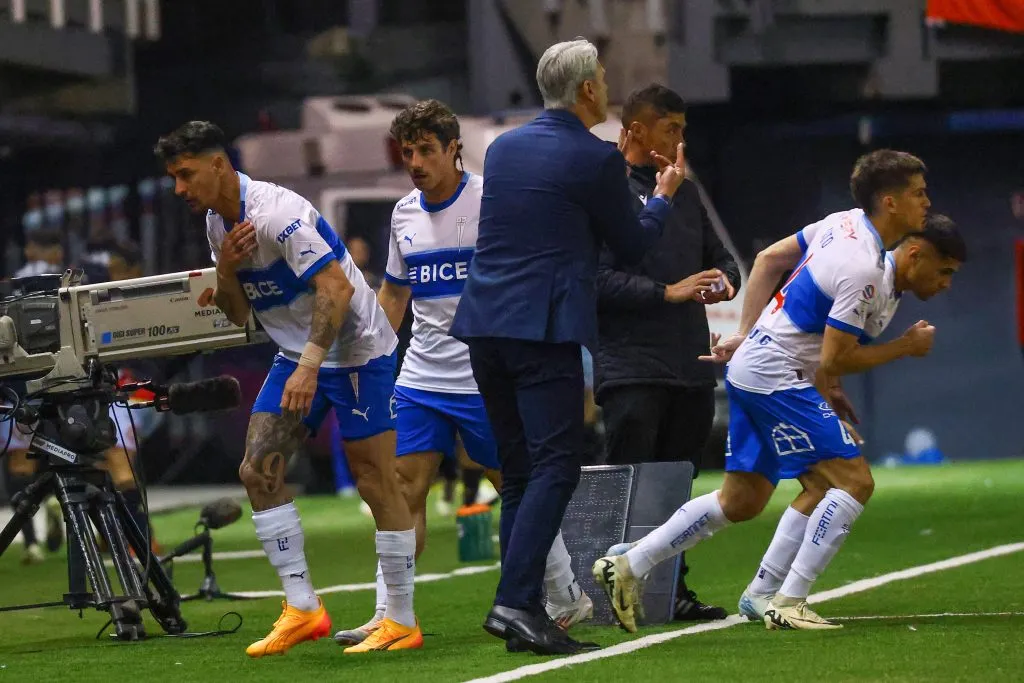 Universidad Católica buscará levantarse tras caer por 2-0 ante Unión Española. Los Cruzados visitarán a Colo Colo el jueves a las 20:00 por la jornada 24 del Campeonato Nacional 2024. (Foto: Photosport)