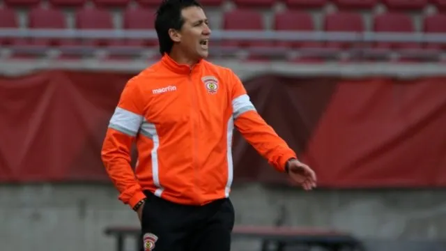 César Bravo, nuevamente se hará cargo del banco de Cobreloa (Archivo)