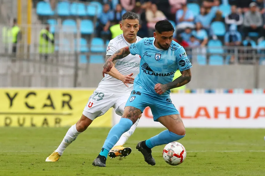 De Tezanos cree que Aránguiz no jugó bien ant Iquique. | Foto: Photosport