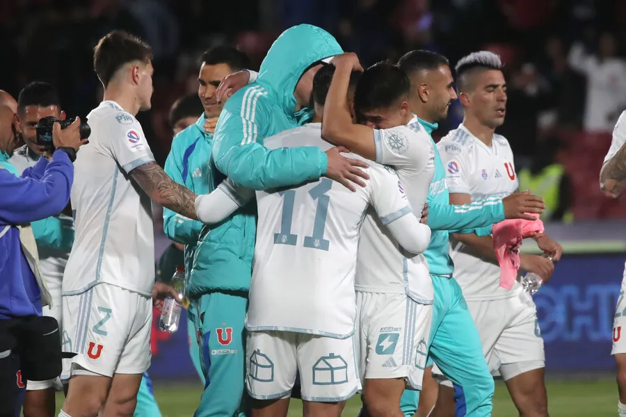 La U buscará seguir firma en la punta este fin de semana. | Foto: Photosport