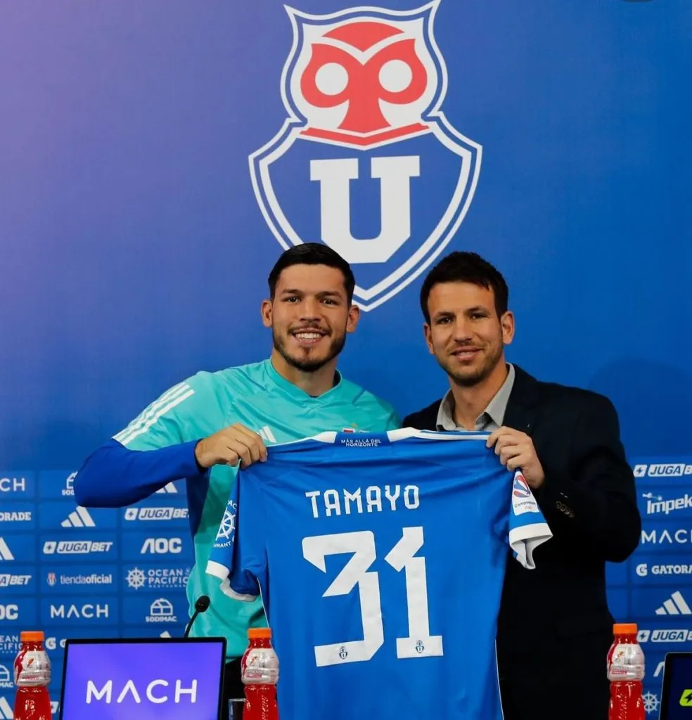 Tamayo fue presentado como nuevo refuerzo azul | Foto: U. de Chile