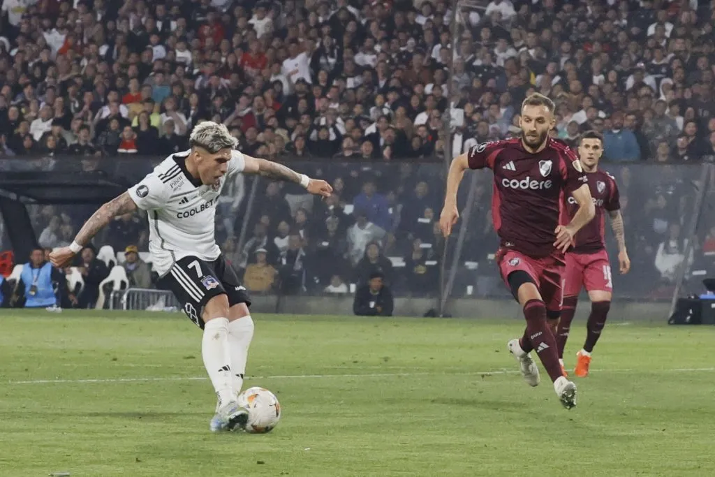 Carlos Palacios anotó el gol del empate para Colo Colo en el partido de ida. (Foto: Dragomir Yankovic/Photosport)