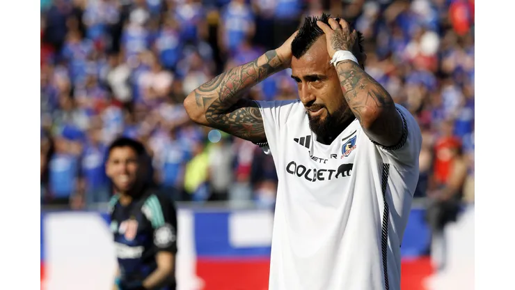 Leyenda de Colo Colo fulminó a Arturo Vidal.