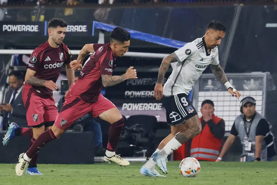 El Cacique se juega el pase a semis esta noche. | Foto: Photosport