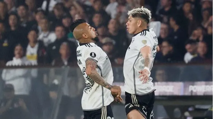 Colo Colo se motiva para enfrentar a River Plate esta noche.