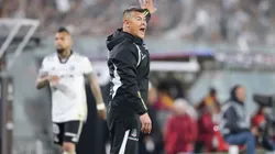 Colo Colo tomará importante medida sobre Jorge Almirón.