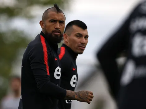 El regalo de Gary Medel a Arturo Vidal previo al partido de Colo Colo ante River