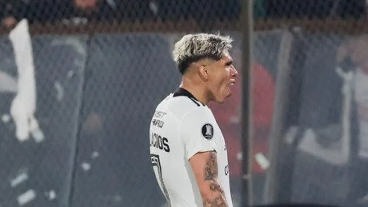 Palacios arengó a sus compañeros en la previa.