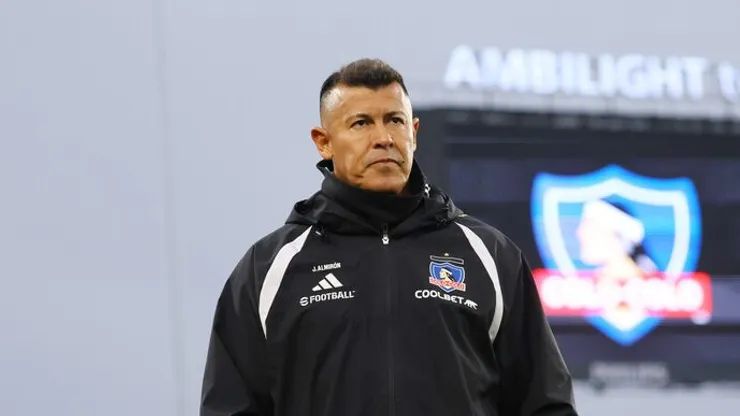 Jorge Almirón anticipó el partido contra Colo Colo.