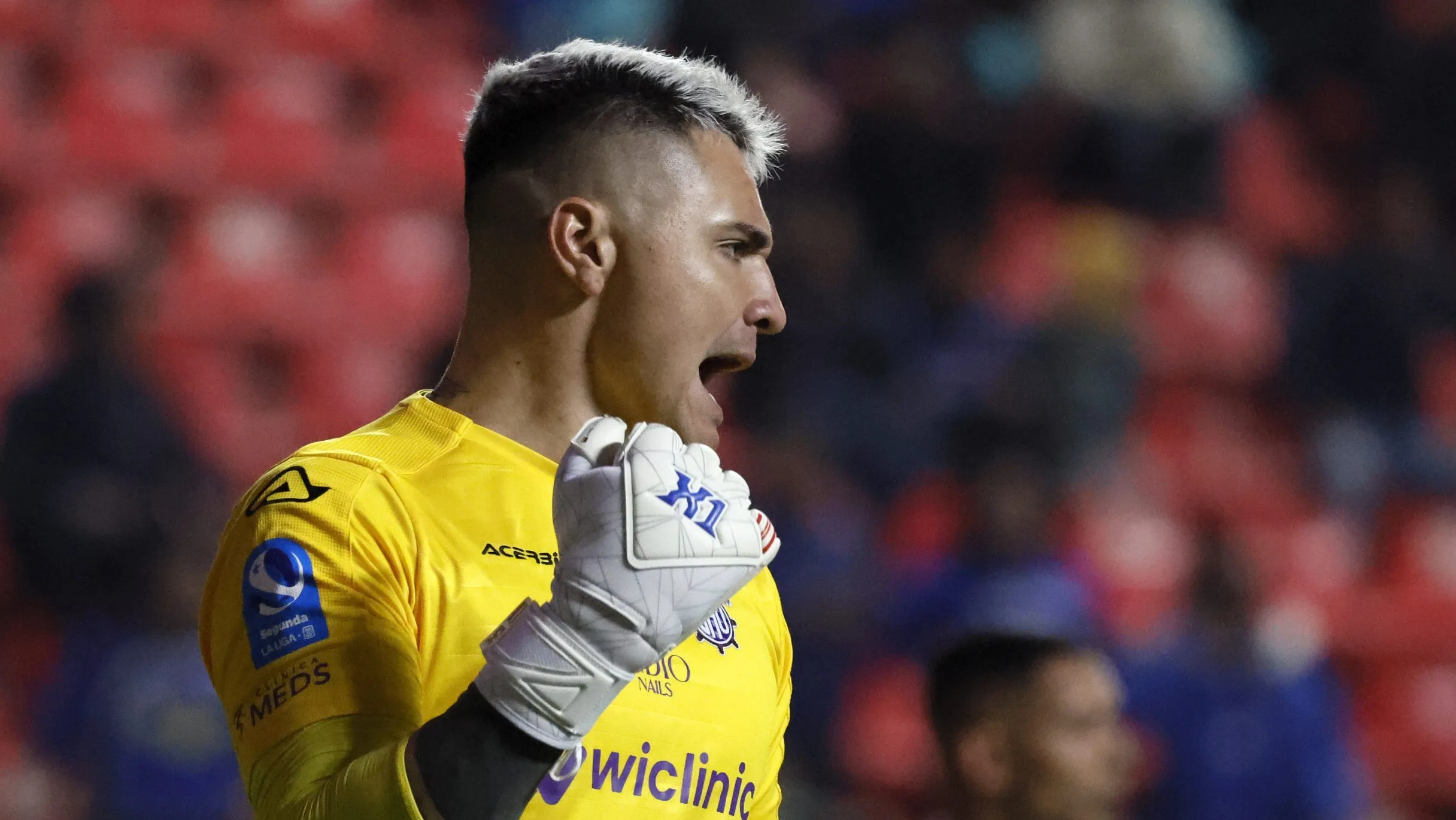 Guillermo Lee adelanta que le ofrecerán una extensión de contrato a Cristóbal Campos. (Foto: Photosport)