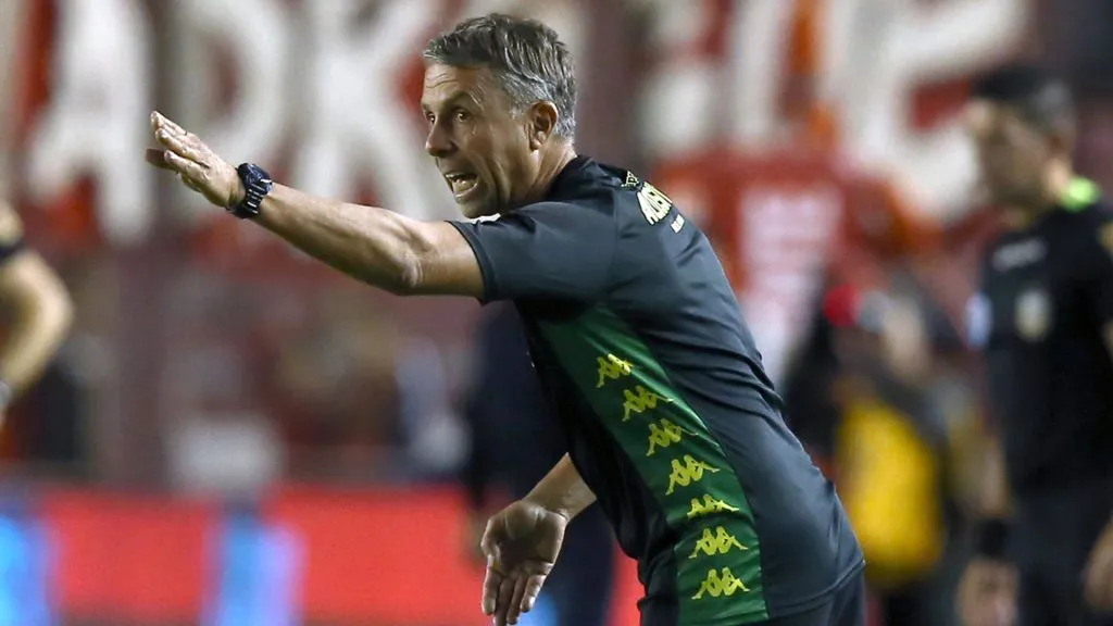 Mientras dirigía a Aldosivi, Álvarez y Montillo forjaron una linda amistad (Archivo)