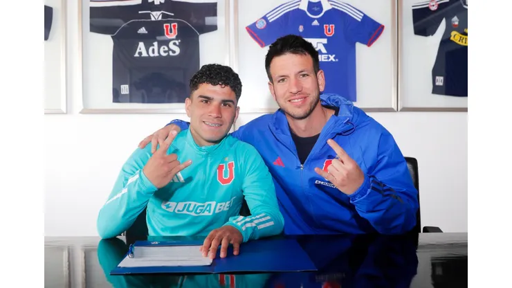Universidad de Chile anunció el contrato profesional de un juvenil.