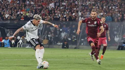 Colo Colo empata 1-1 con River Plate.
