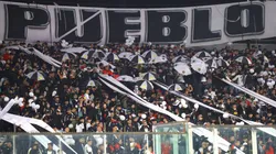 El hincha de Colo Colo enciende la previa del partido ante River Plate con este lienzo