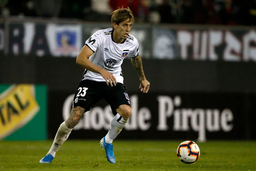 Rossi con la camiseta de Colo Colo el 2019. | Foto: Photosport