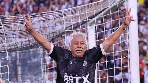 Caszely se la juega en Colo Colo.