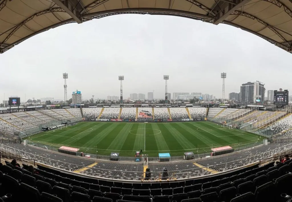 Cerca de 42 mil espectadores se espera que lleguen este martes al Estadio Monumental. (Foto: @colocolooficial)