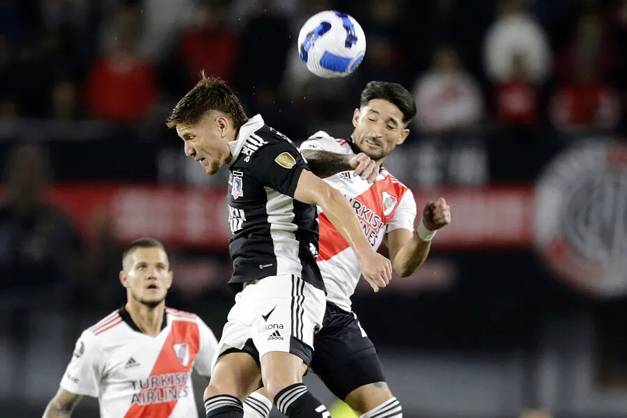 Colo Colo recibe a River Plate en el Monumental. | Foto: Photosport