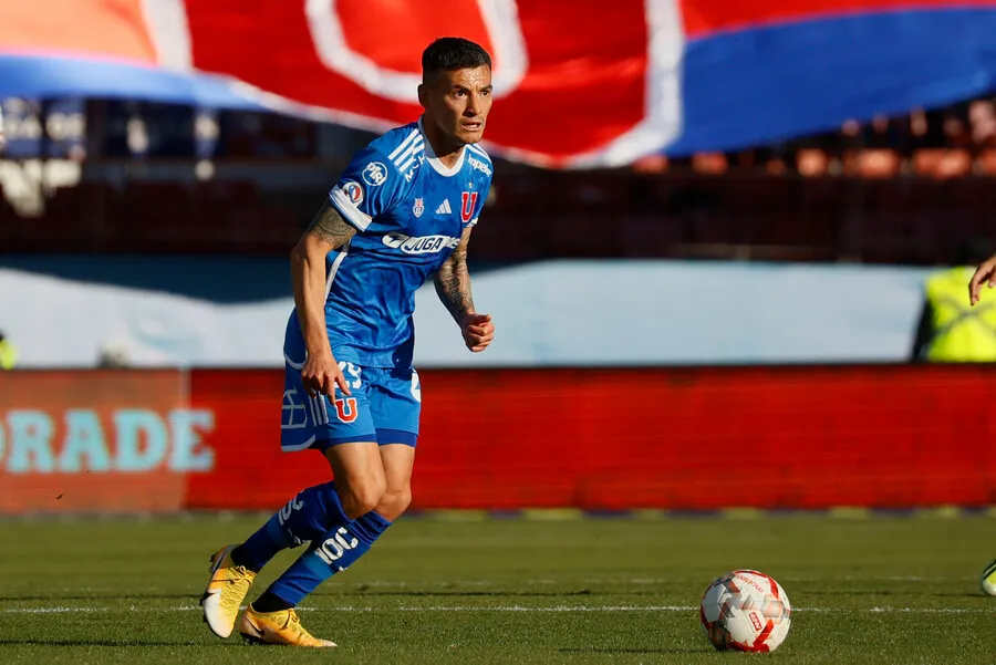 Guarello postula a Aránguiz a La Roja. | Foto: Photosport