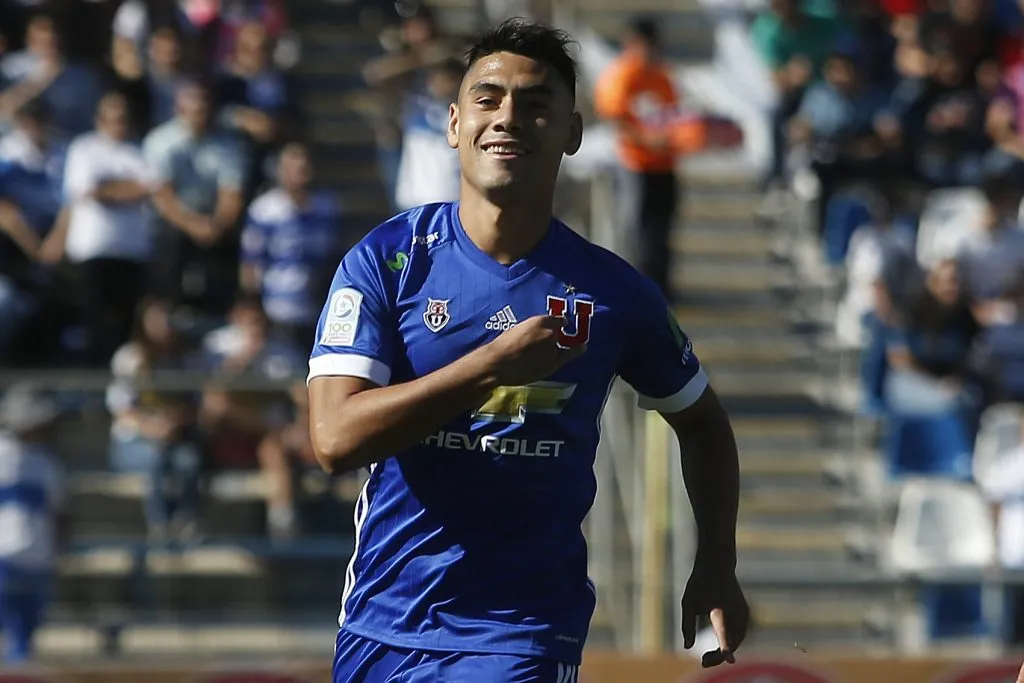 Felipe Mora supo levantar el título del Clausura 2017 con la camiseta de la U | FOTO: Ramon Monroy/Photosport