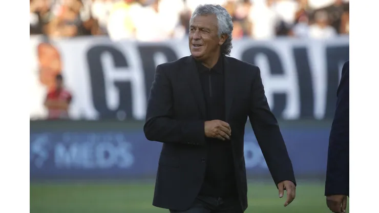 Néstor Gorosito se la jugó por River Plate contra Colo Colo.