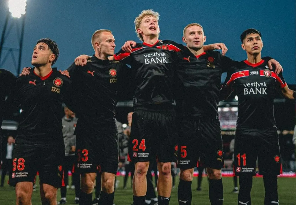 Darío Osorio fue clave en la victoria del Midtjylland ante el Copenhague.