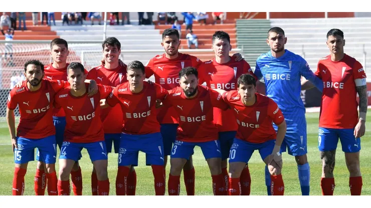 El futbolista que ha estado en las nóminas de La Roja Sub 20 quiere ganarse un puesto de titular en la UC.