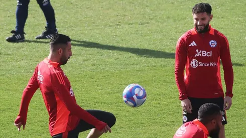 Chile recibe hoy día a Bolivia.