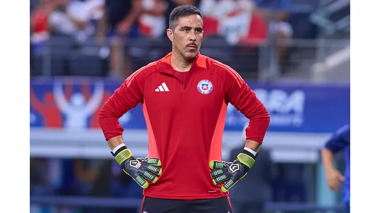 Claudio Bravo no tendrá homenaje en el duelo entre La Roja y Bolivia.