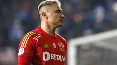 Cristóbal Campos recibe muestras de apoyo. (Foto: Photosport)