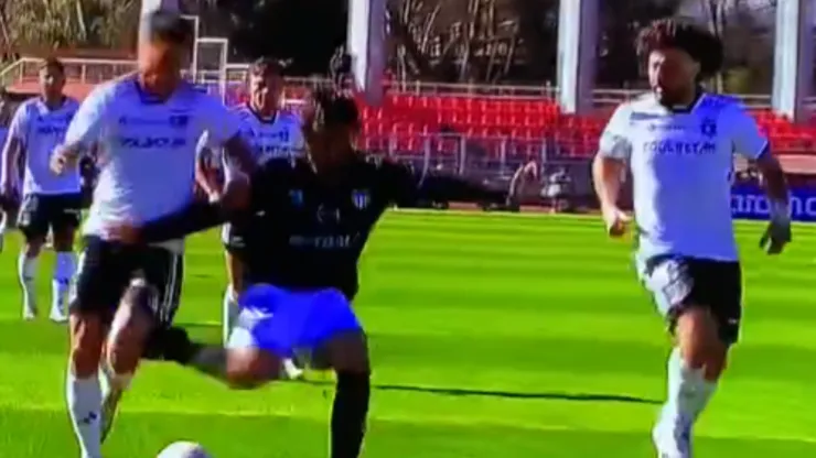 Un polémica penal favoreció a Magallanes ante Colo Colo. (Foto: Captura)