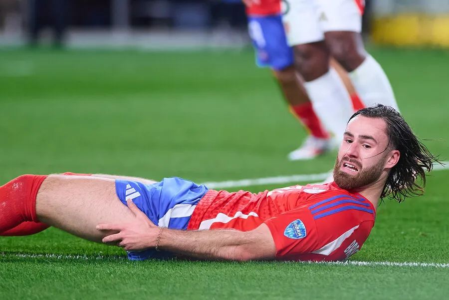 Díaz propone a Brereton como compañero de Vargas (Photosport)