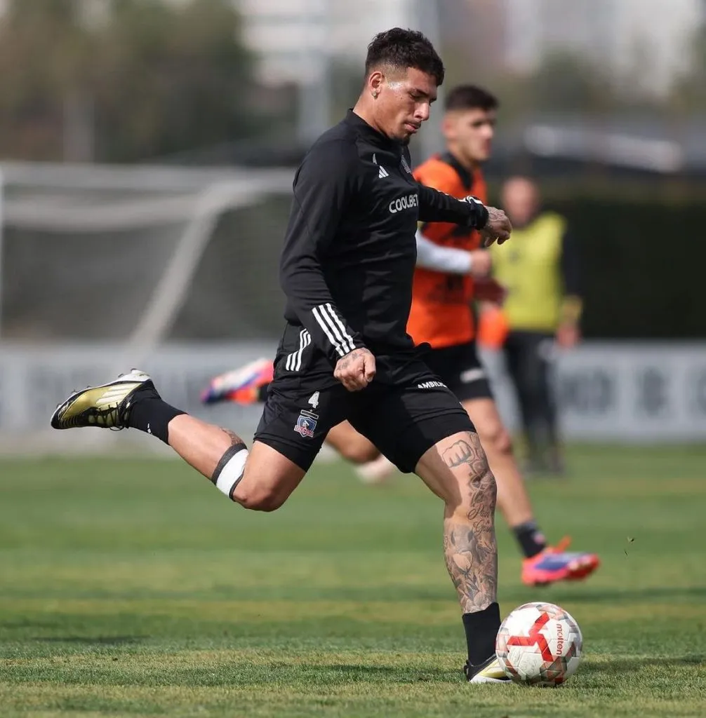 Alan Saldivia se pone a punto en Colo Colo.