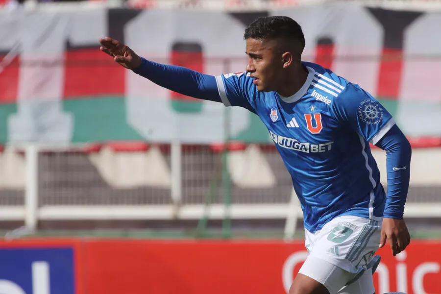 Guerra fue la gran figura azul | Foto: Photosport