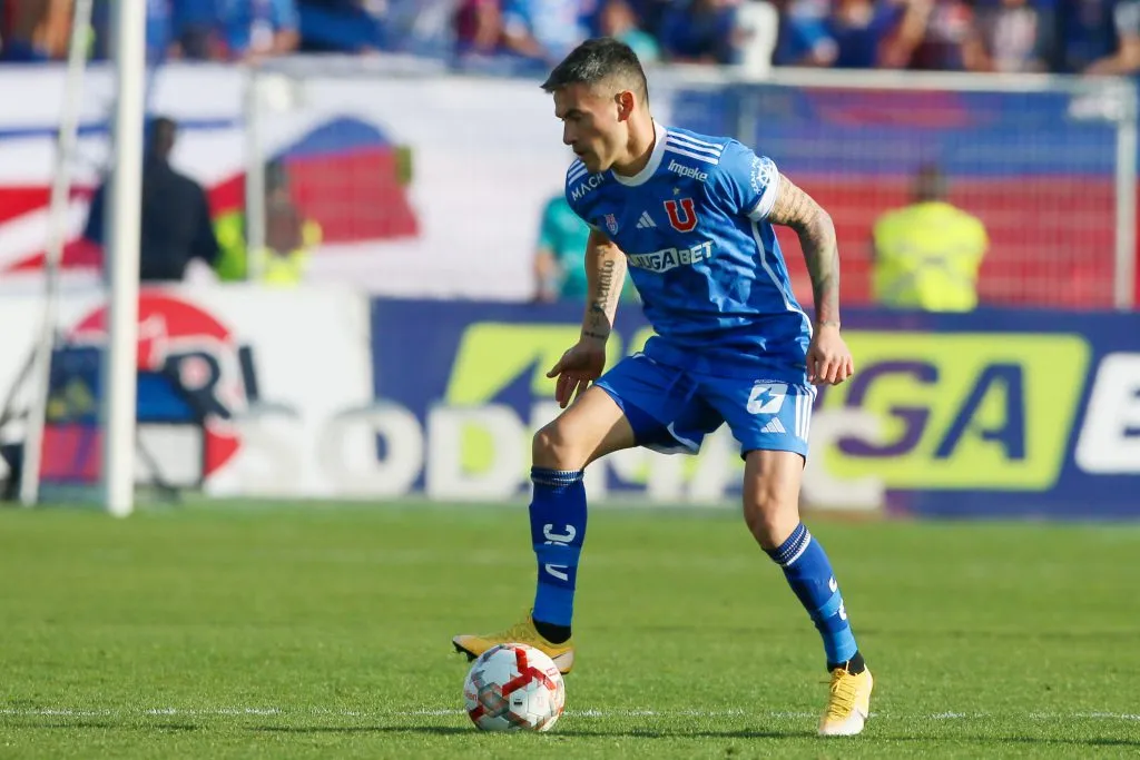 El nivel de Aránguiz en la U sigue dando que hablar | FOTO: Jonnathan Oyarzun/Photosport