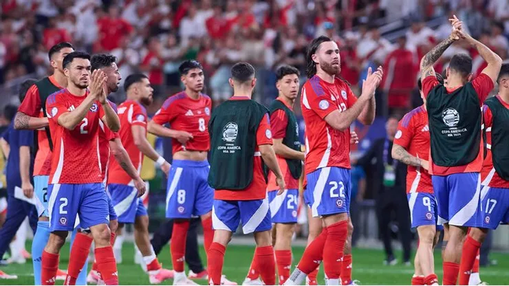 Ídolo trasandino y campeón del mundo con Argentina sorprendido con jugador nacional.