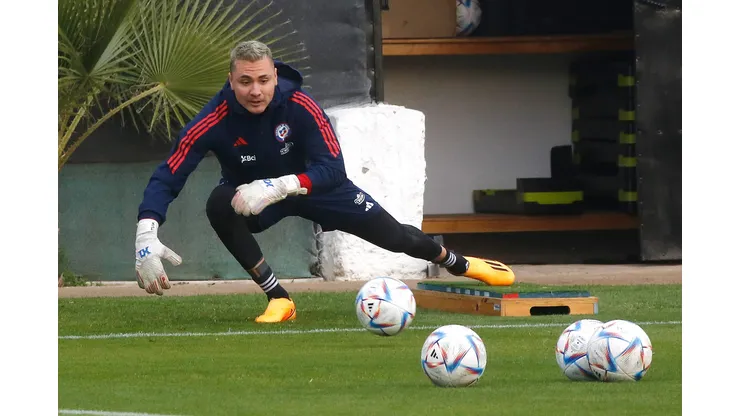 La Roja implora por la recuperación de Cristóbal Campos.