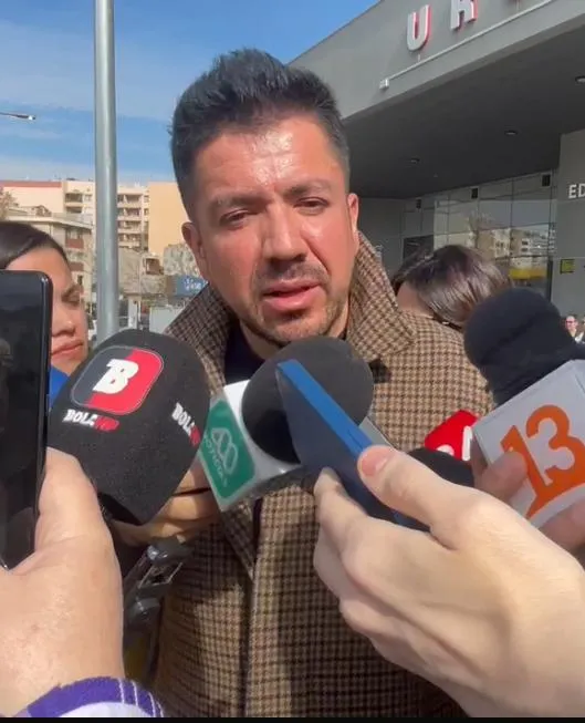 Lee y su molestia por filtración de fotos de Cristóbal Campos (Bolavip)