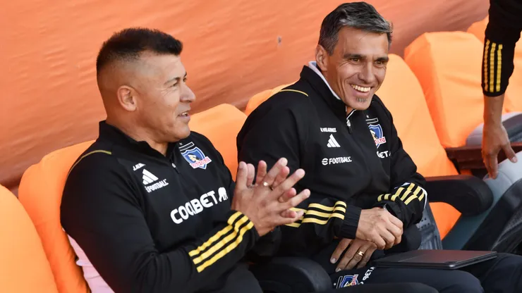 Jorge Almirón le dio un premio al plantel de Colo Colo. (Foto: Pedro Tapia/Photosport)