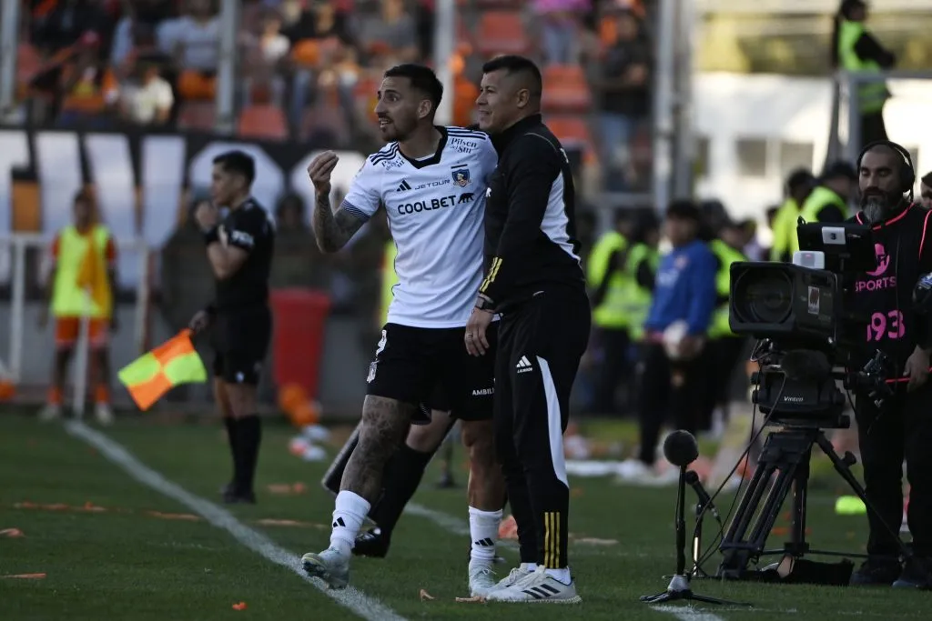 Jorge Almirón lleva 14 partidos consecutivos sin perder al mando de Colo Colo. (Foto: Pedro Tapia/Photosport)